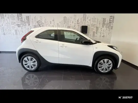 TOYOTA AYGO X - voiture d'occasion - Photo 5
