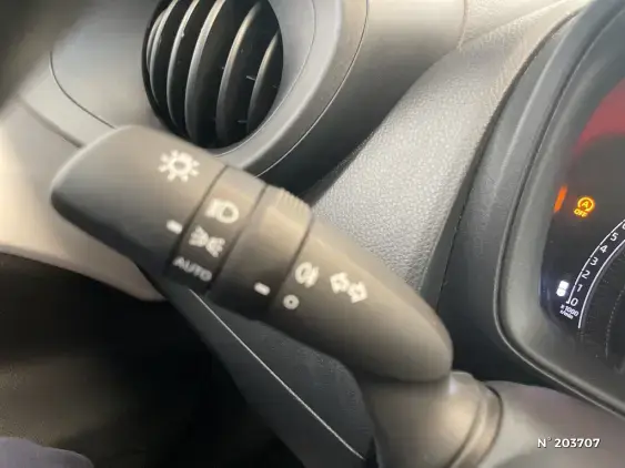TOYOTA AYGO X - voiture d'occasion - Photo 27
