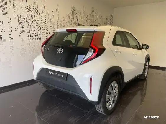 TOYOTA AYGO X - voiture d'occasion - Photo 4
