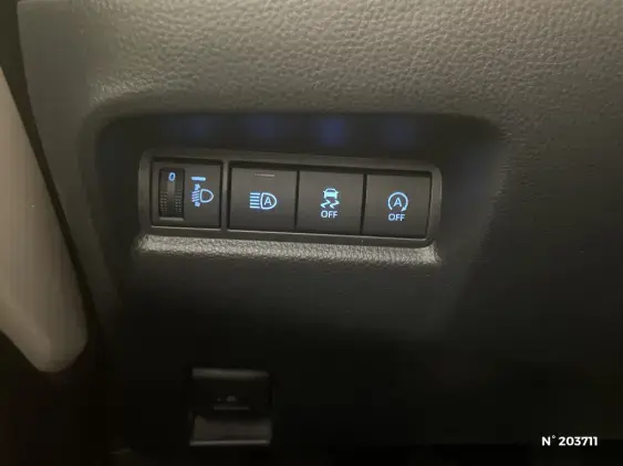 TOYOTA AYGO X - voiture d'occasion - Photo 29
