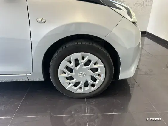 TOYOTA AYGO II - voiture d'occasion - Photo 8