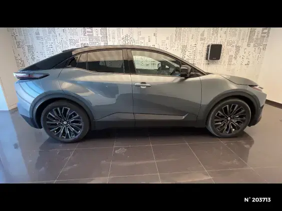 TOYOTA C-HR+ ELECTRIQUE II - voiture d'occasion - Photo 5