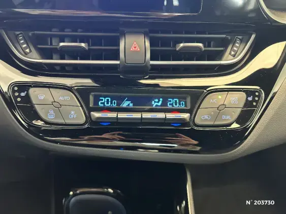 TOYOTA C-HR - voiture d'occasion - Photo 24