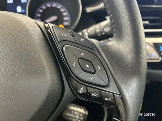 TOYOTA C-HR - voiture d'occasion - Photo 27
