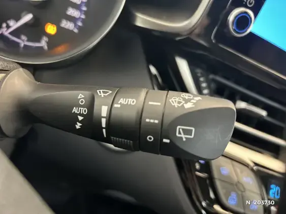 TOYOTA C-HR - voiture d'occasion - Photo 29