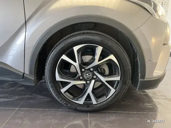 TOYOTA C-HR - voiture d'occasion - Photo 8