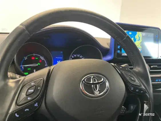 TOYOTA C-HR - voiture d'occasion - Photo 31