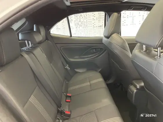TOYOTA YARIS CROSS I - voiture d'occasion - Photo 11