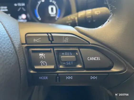 TOYOTA YARIS CROSS I - voiture d'occasion - Photo 26