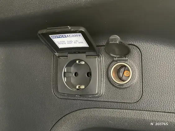 TOYOTA RAV4 V - voiture d'occasion - Photo 39