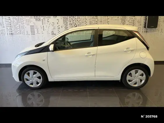 TOYOTA AYGO II - voiture d'occasion - Photo 2