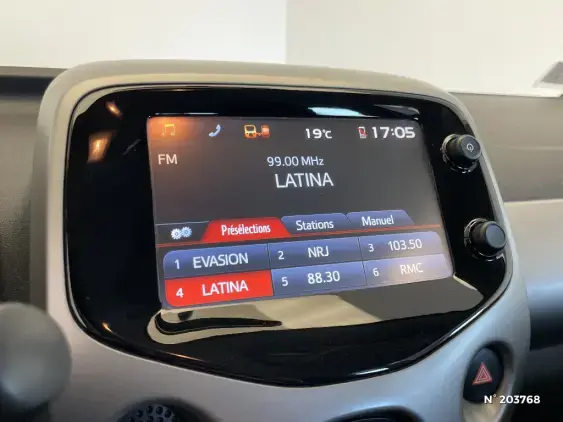 TOYOTA AYGO II - voiture d'occasion - Photo 13
