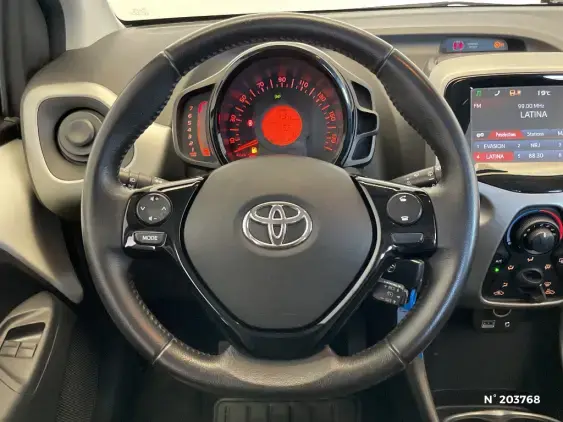 TOYOTA AYGO II - voiture d'occasion - Photo 34