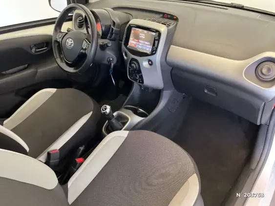 TOYOTA AYGO II - voiture d'occasion - Photo 10