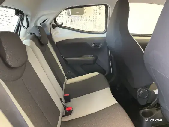 TOYOTA AYGO II - voiture d'occasion - Photo 11