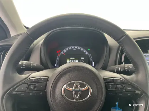 TOYOTA AYGO X - voiture d'occasion - Photo 40