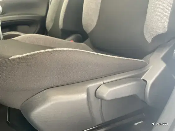 TOYOTA AYGO X - voiture d'occasion - Photo 42