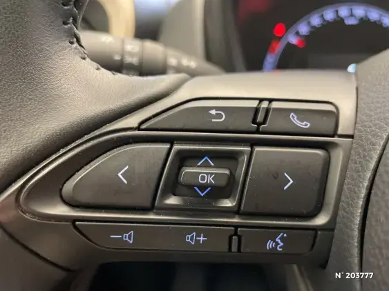 TOYOTA AYGO X - voiture d'occasion - Photo 28