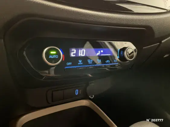 TOYOTA AYGO X - voiture d'occasion - Photo 32