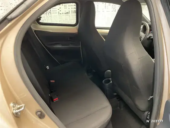 TOYOTA AYGO X - voiture d'occasion - Photo 11