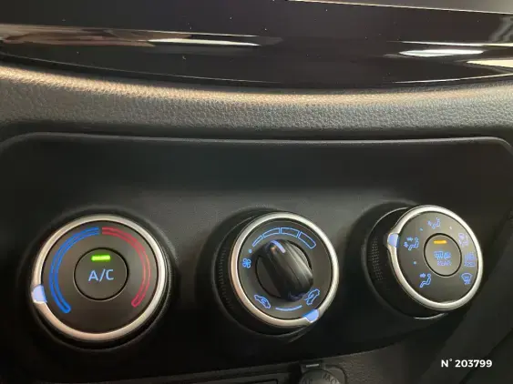 TOYOTA AYGO X - voiture d'occasion - Photo 27