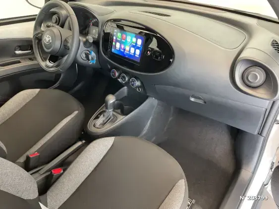 TOYOTA AYGO X - voiture d'occasion - Photo 10
