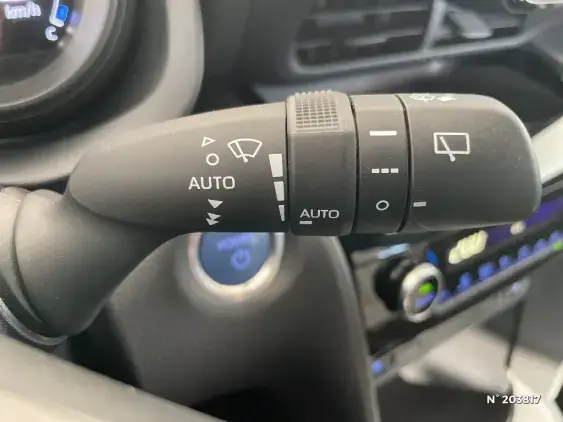 TOYOTA YARIS CROSS I - voiture d'occasion - Photo 33