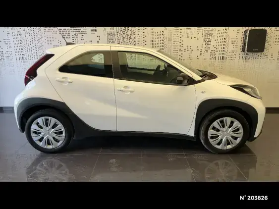 TOYOTA AYGO X - voiture d'occasion - Photo 5