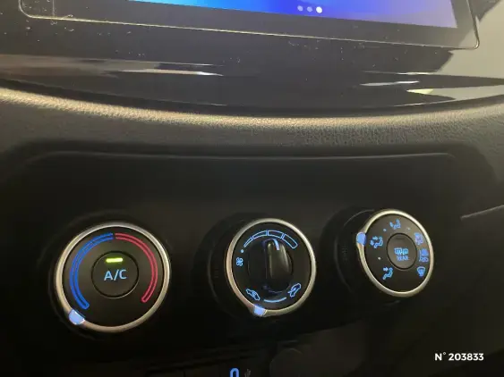 TOYOTA AYGO X - voiture d'occasion - Photo 28