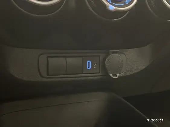 TOYOTA AYGO X - voiture d'occasion - Photo 29
