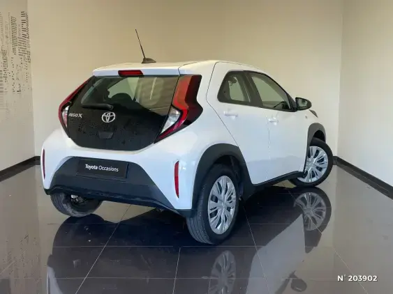 TOYOTA AYGO X - voiture d'occasion - Photo 4