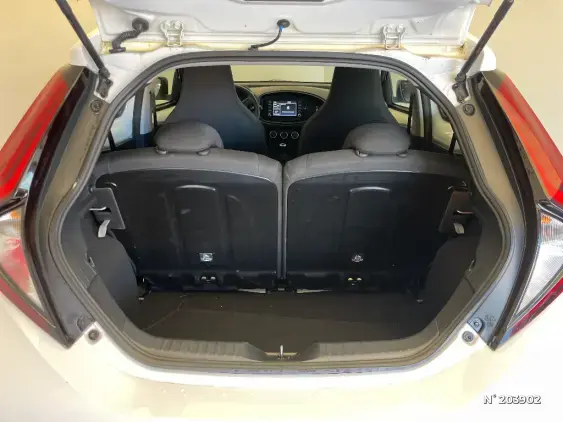 TOYOTA AYGO X - voiture d'occasion - Photo 7