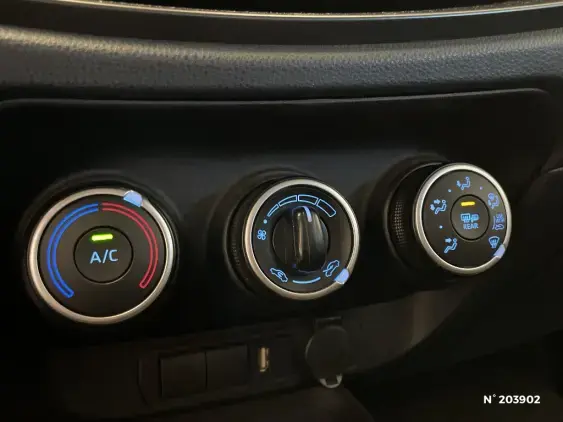 TOYOTA AYGO X - voiture d'occasion - Photo 27