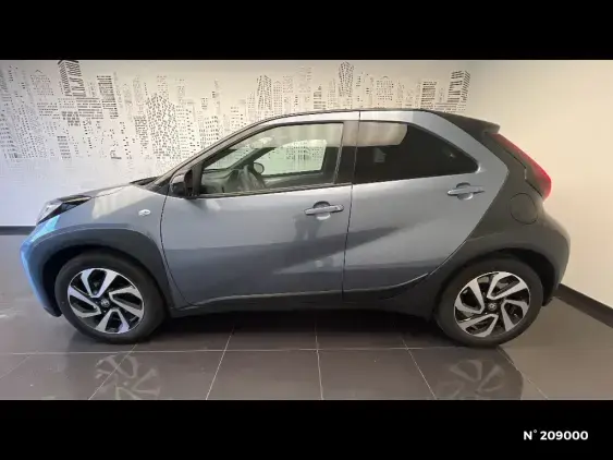 TOYOTA AYGO X - voiture d'occasion - Photo 2