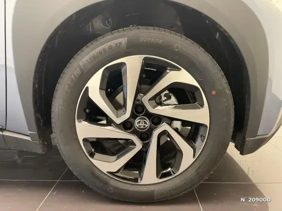 TOYOTA AYGO X - voiture d'occasion - Photo 8