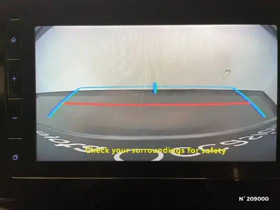 TOYOTA AYGO X - voiture d'occasion - Photo 14