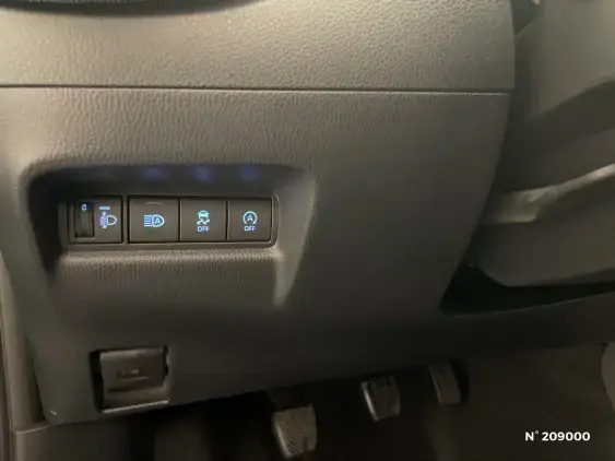 TOYOTA AYGO X - voiture d'occasion - Photo 15