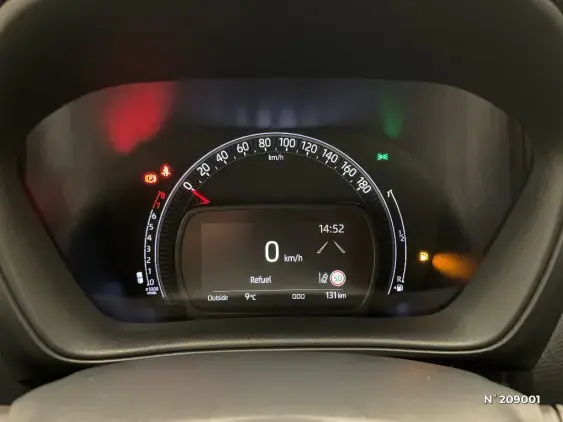 TOYOTA AYGO X - voiture d'occasion - Photo 12