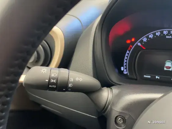 TOYOTA AYGO X - voiture d'occasion - Photo 29