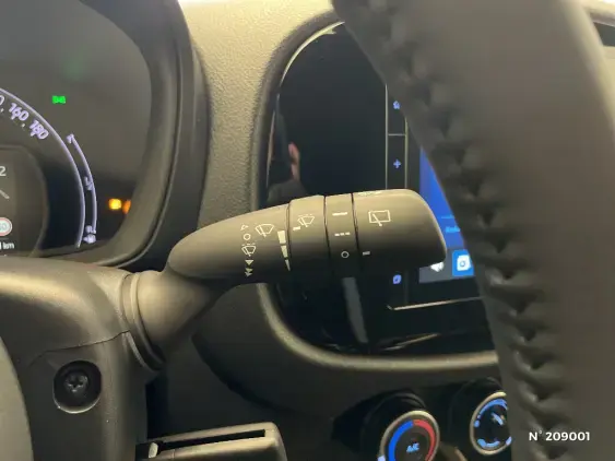 TOYOTA AYGO X - voiture d'occasion - Photo 30