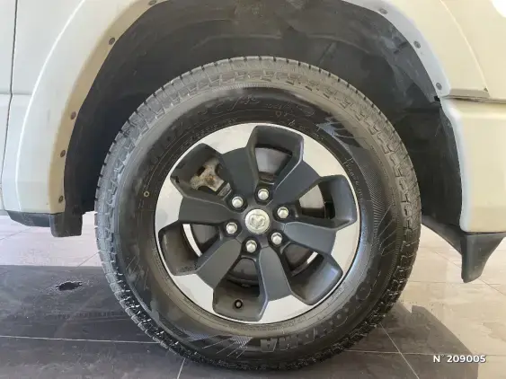 DODGE NITRO - voiture d'occasion - Photo 8