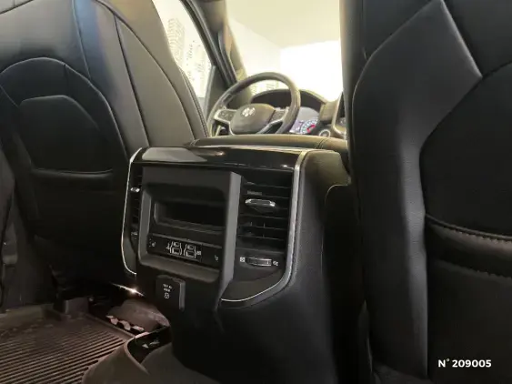 DODGE NITRO - voiture d'occasion - Photo 45