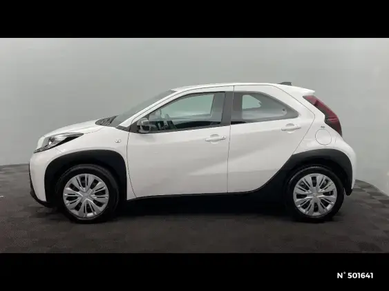 TOYOTA AYGO X - voiture d'occasion - Photo 2