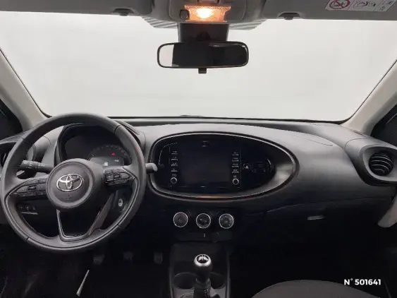TOYOTA AYGO X - voiture d'occasion - Photo 9