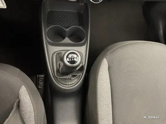 TOYOTA AYGO X - voiture d'occasion - Photo 26