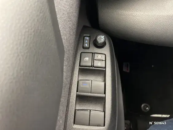 TOYOTA YARIS CROSS I - voiture d'occasion - Photo 28