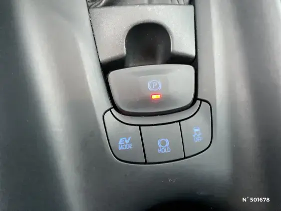 TOYOTA C-HR - voiture d'occasion - Photo 26