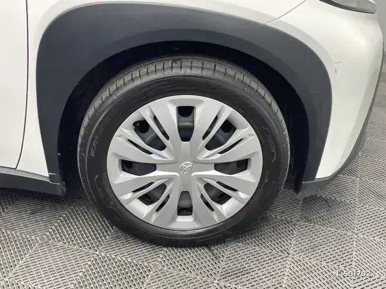 TOYOTA AYGO X - voiture d'occasion - Photo 8