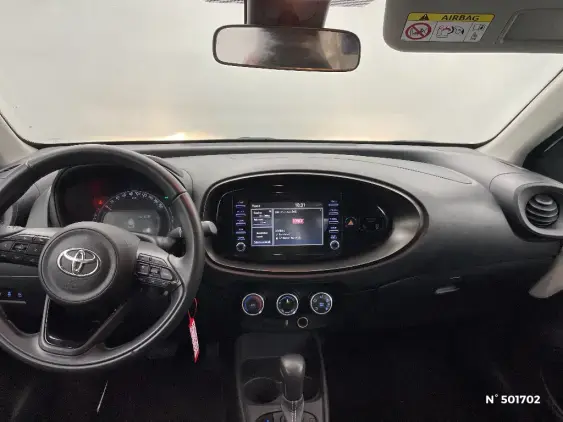 TOYOTA AYGO X - voiture d'occasion - Photo 9
