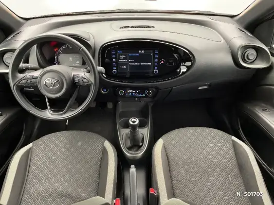 TOYOTA AYGO X - voiture d'occasion - Photo 9